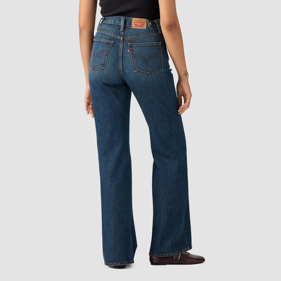Pantalones Jeans Levis Cinch Flare para Damas – vista 2