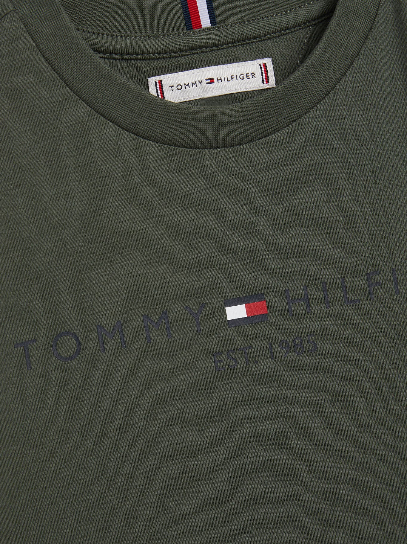 camiseta-tommy-hilfiger-manga-corta-liso-p-ninos-5