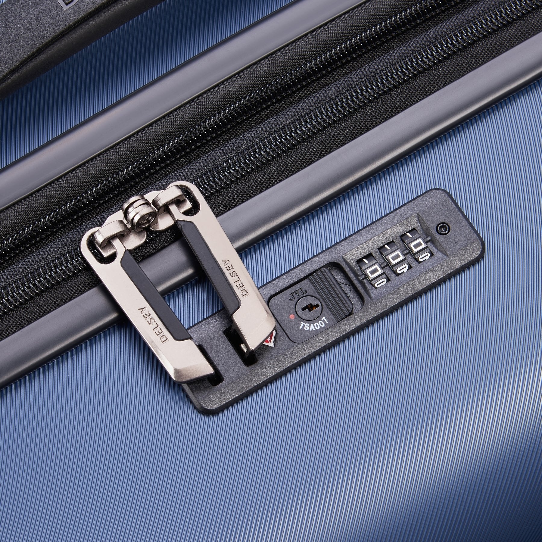 Maleta Delsey Paris Con Rueda 20 Pulgadas by Fashion Aid