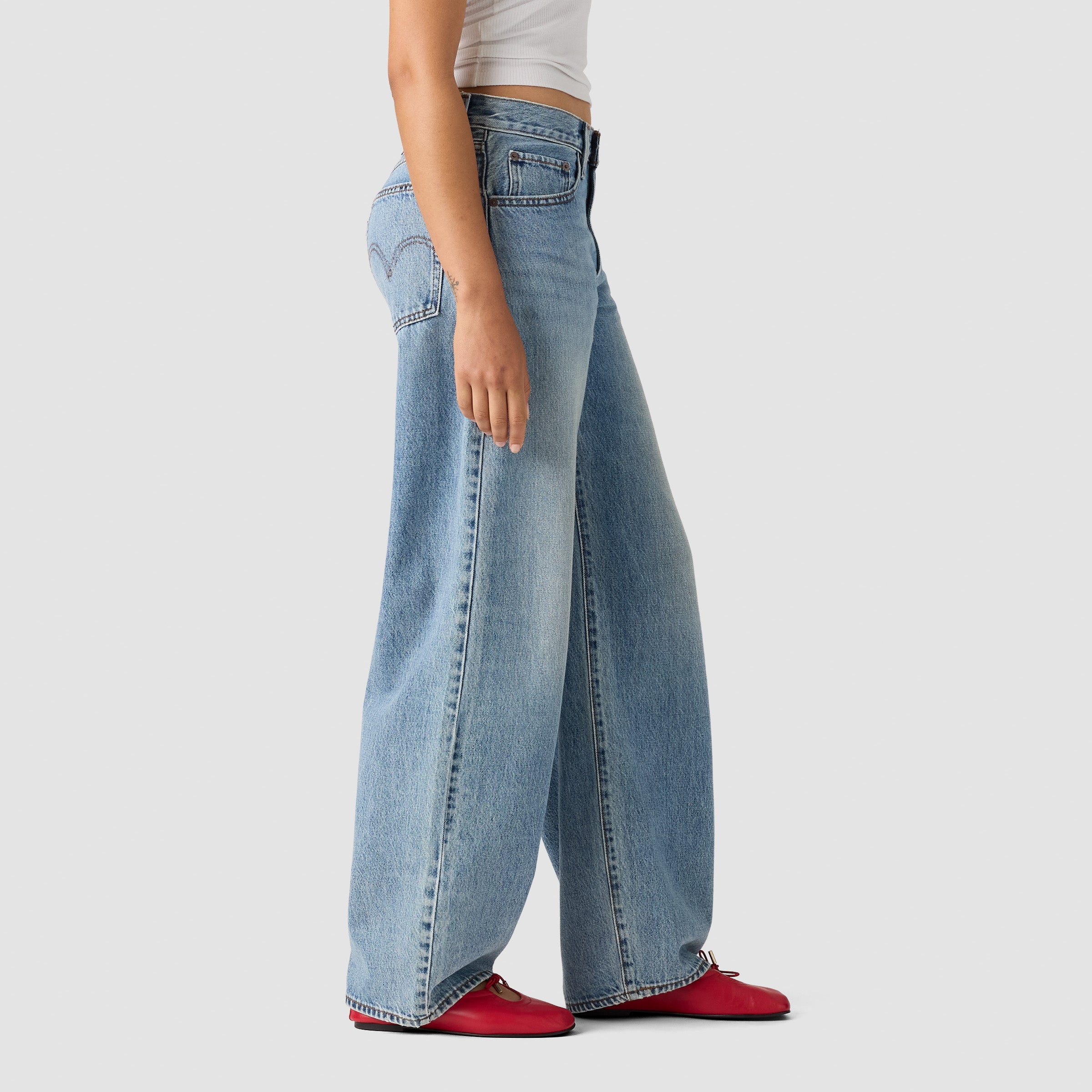 Pantalones Jeans Levis Middy Balloon para Damas – vista 2