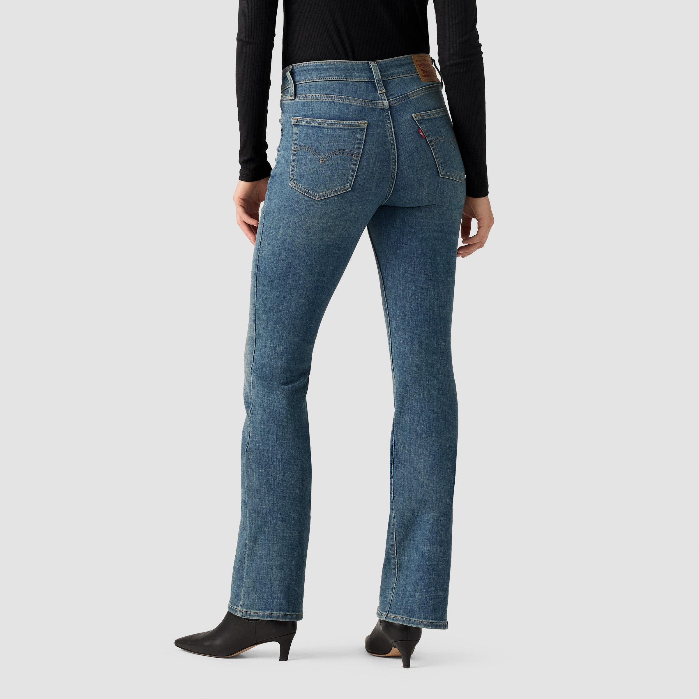 Pantalones Jeans Levis 725 High Rise Bootcut para Damas – vista 2