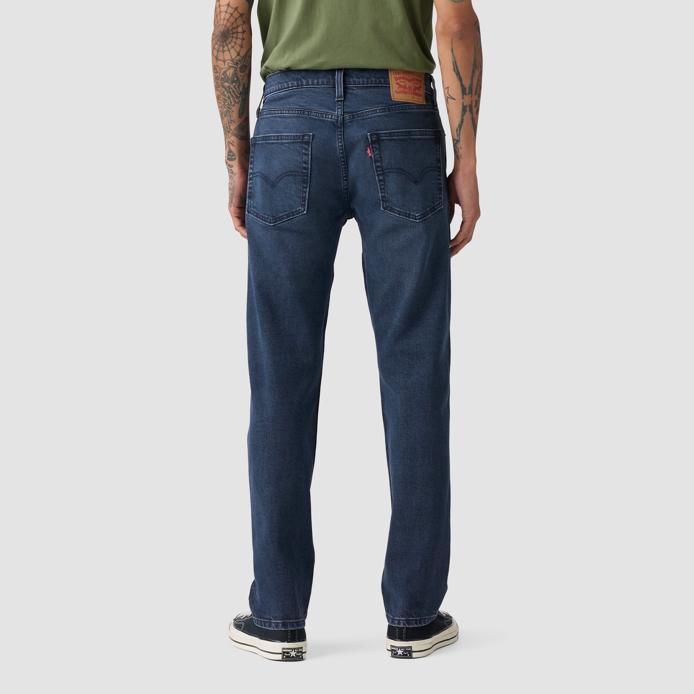 Pantalones Jeans Levis 502 Taper Fit para Caballeros – vista 3
