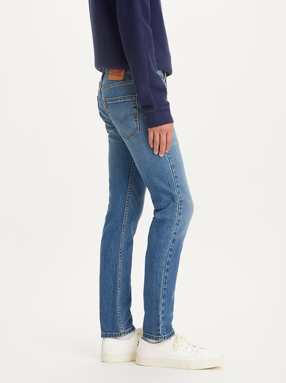 pantalones-jeans-levis-502-taper-come-closer-p-ca