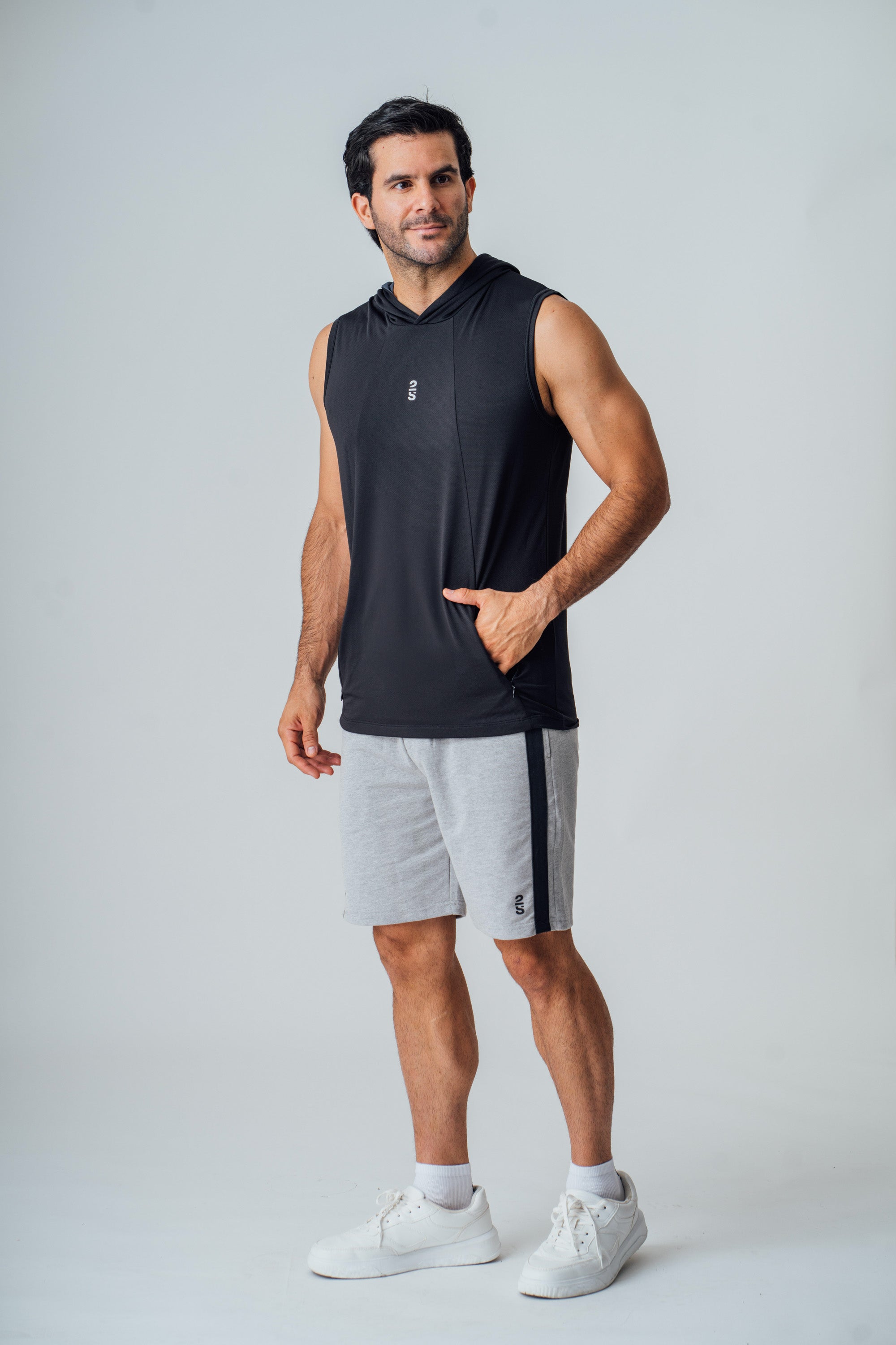 Camiseta 2s Style & Sport Deportiva con Capucha para Caballeros