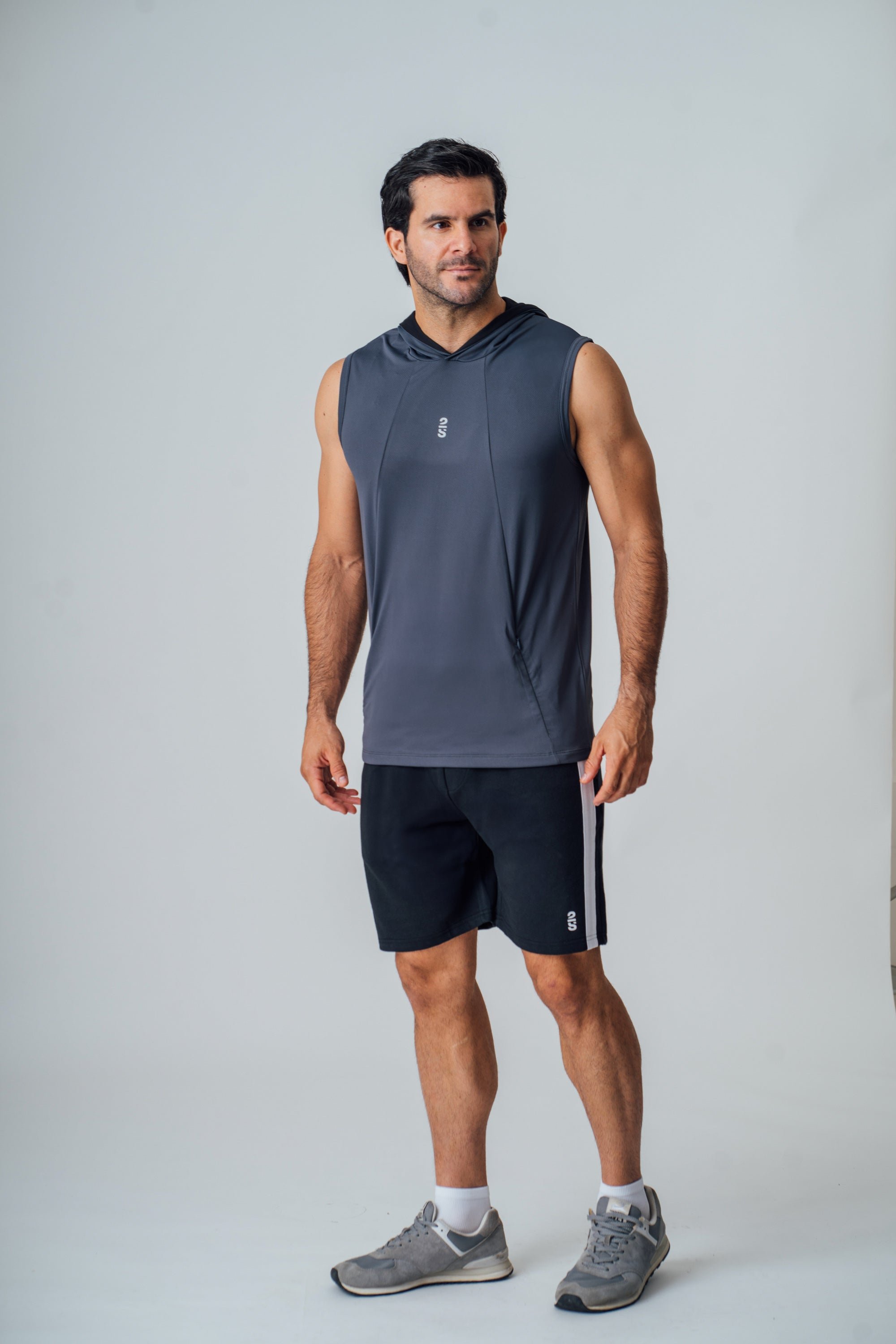 Camiseta 2s Style & Sport Deportiva con Capucha para Caballeros