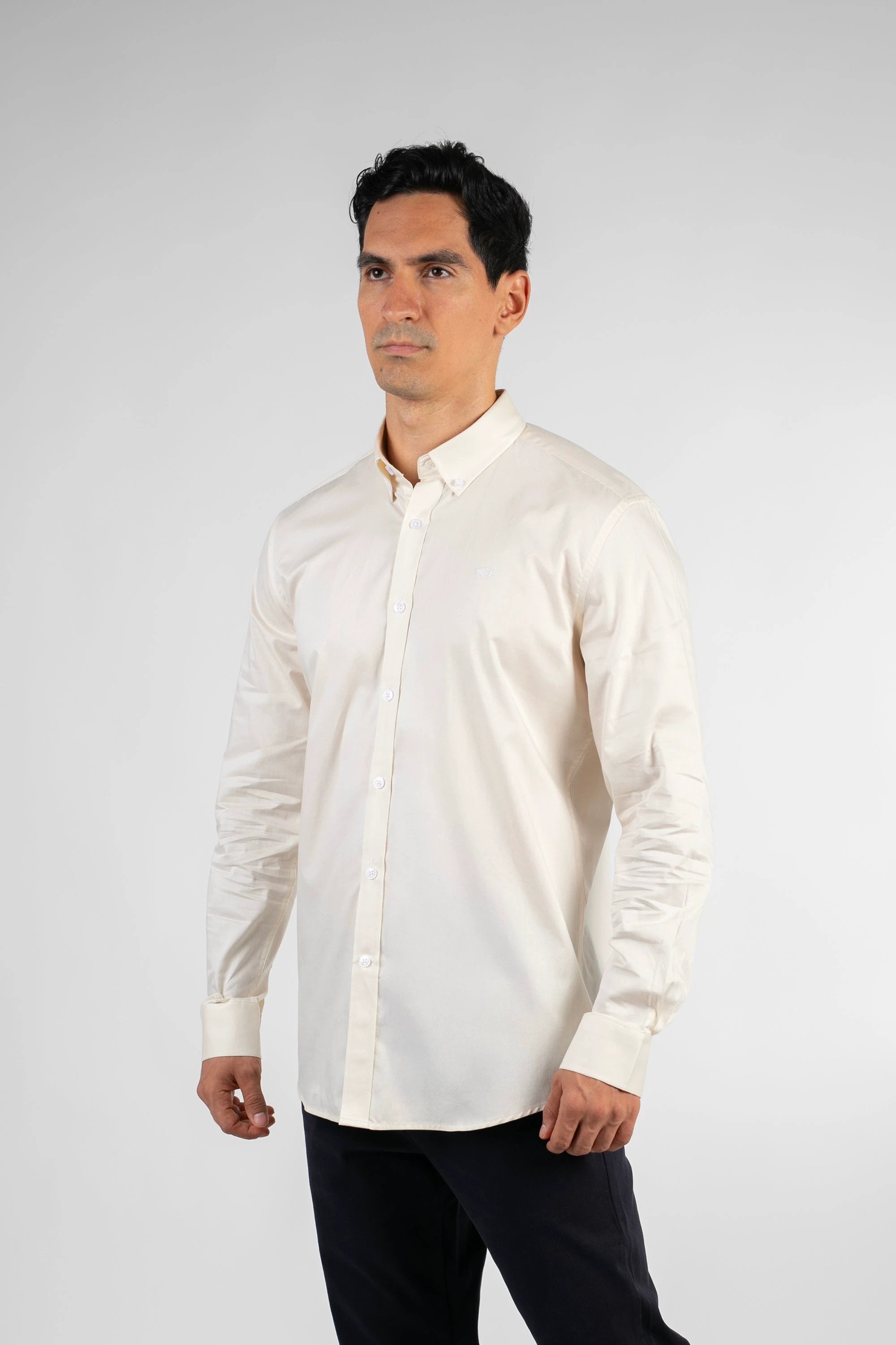 Camisa Oscar De La Renta Mangas Cortas Lisa Para Caballeros by Oscar De La Renta