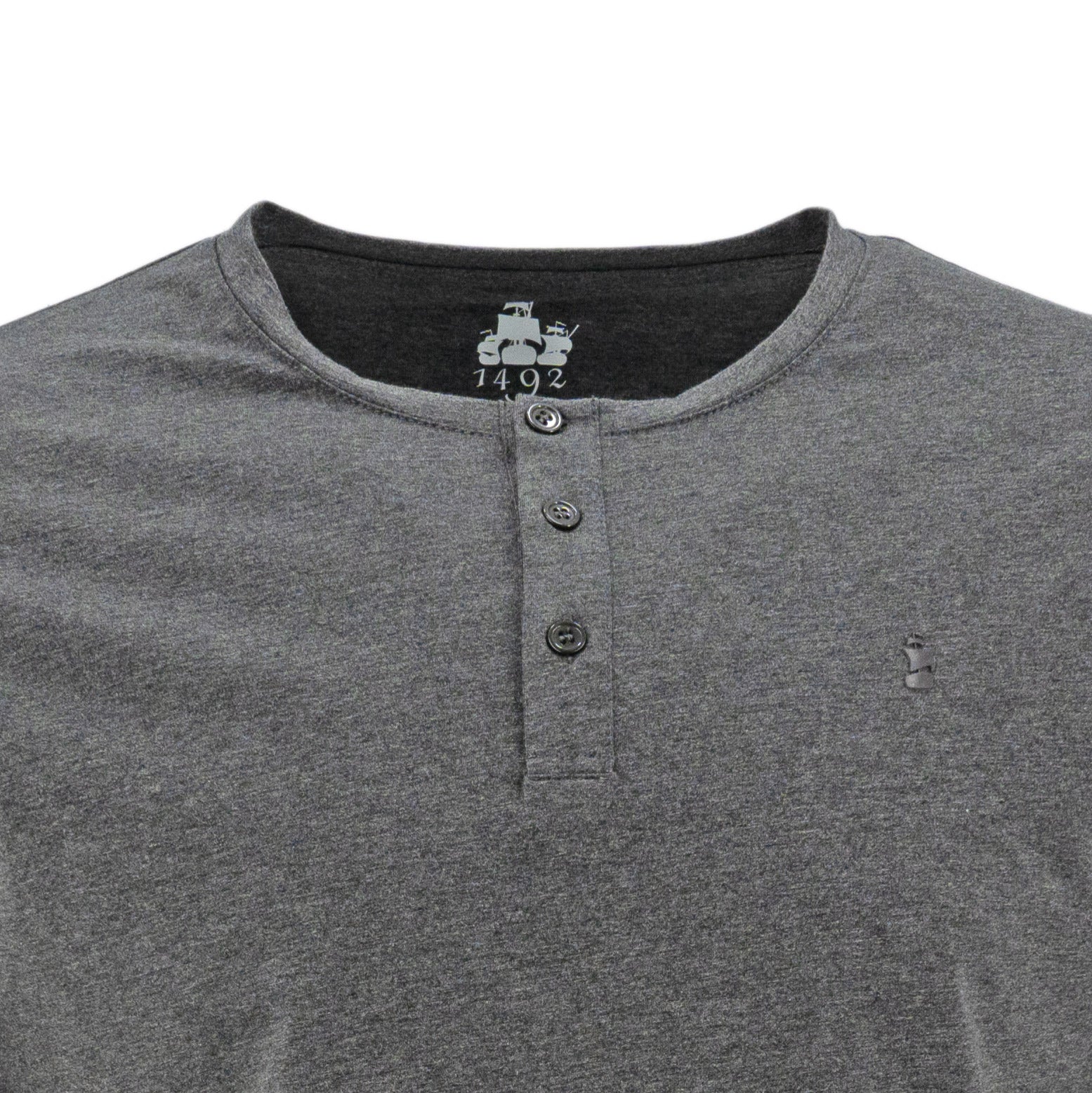 Camiseta 1492 Mangas Cortas Cuello Henley Lisa Para Caballeros by 1492