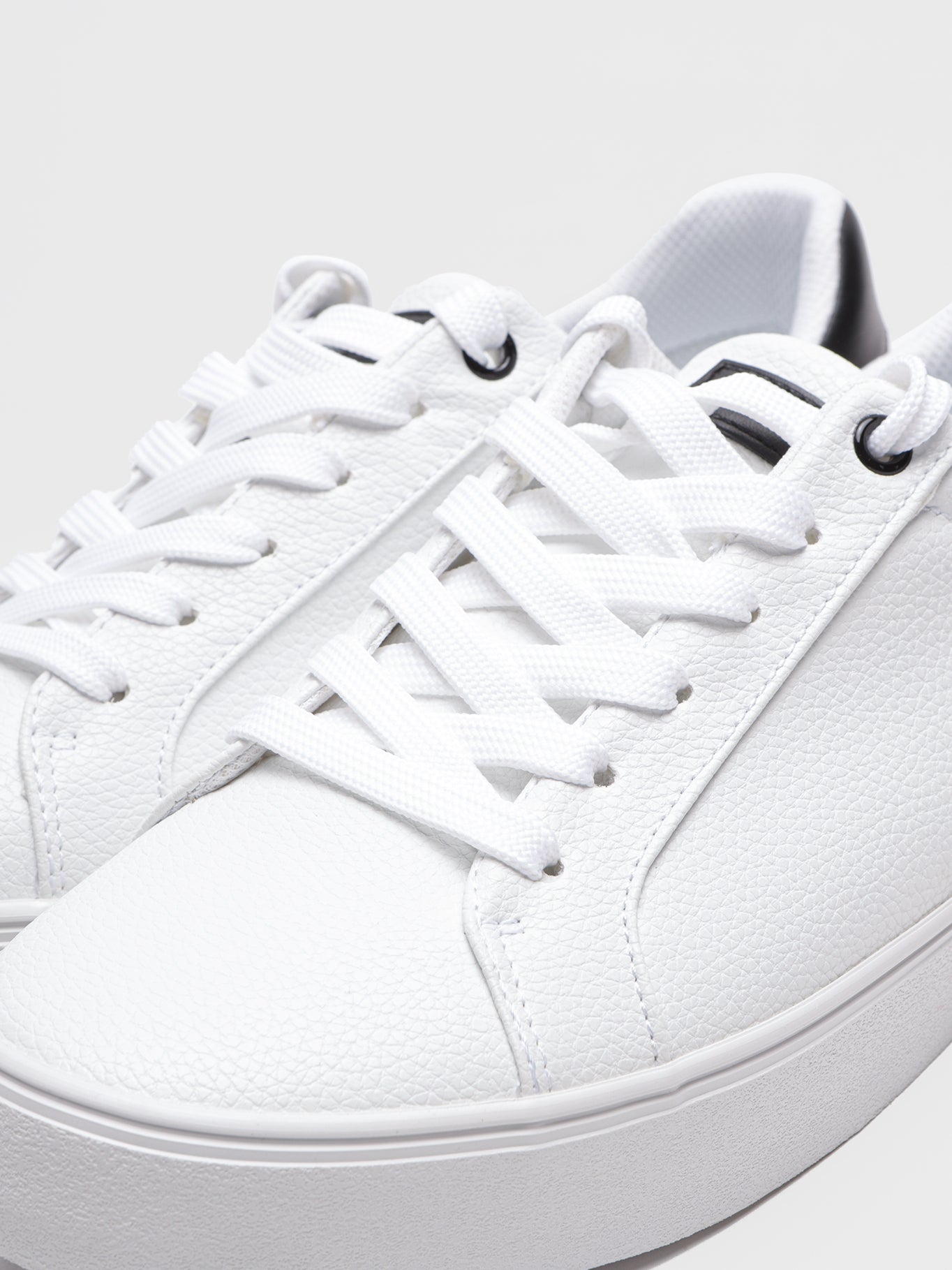 Tenis Calvin Klein Para Caballeros by Calvin Klein