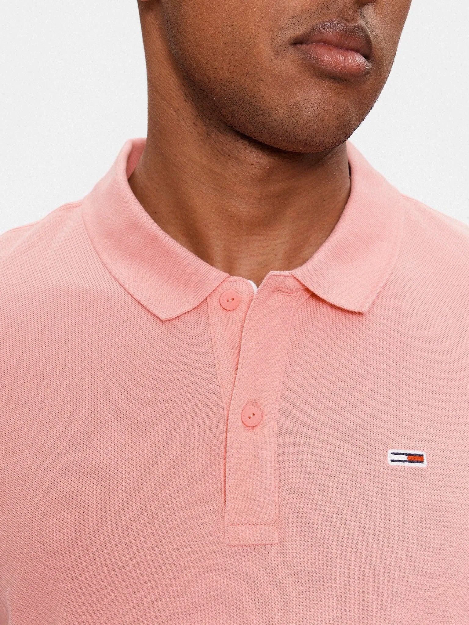 Poloshirt Tommy Jeans Mangas Cortas Liso P/ Caballeros by Tommy Jeans