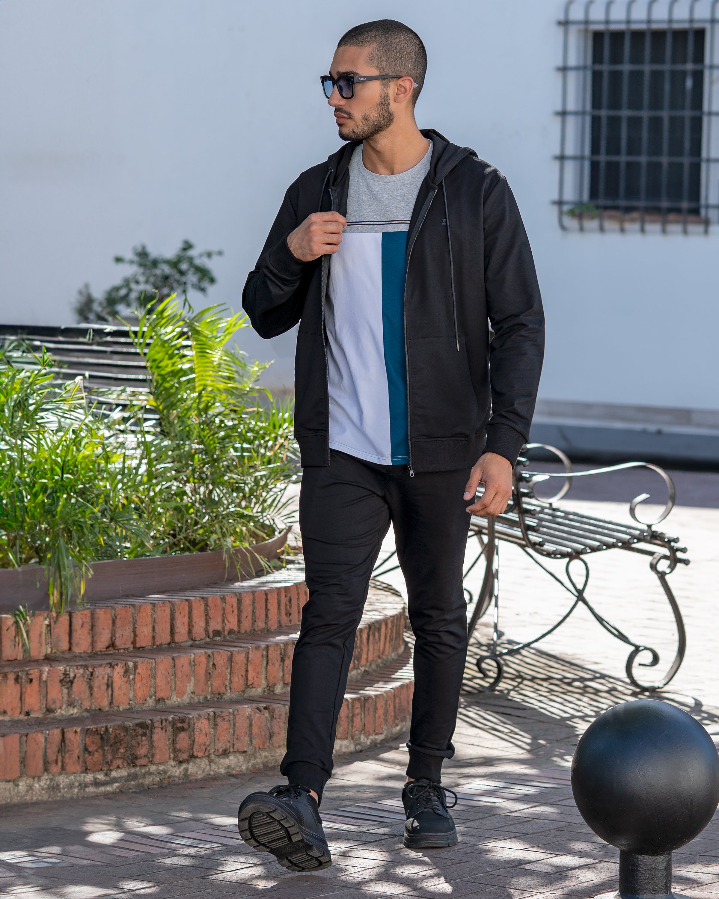 sweater-1492-manga-larga-liso-c-capucha-p-caballe