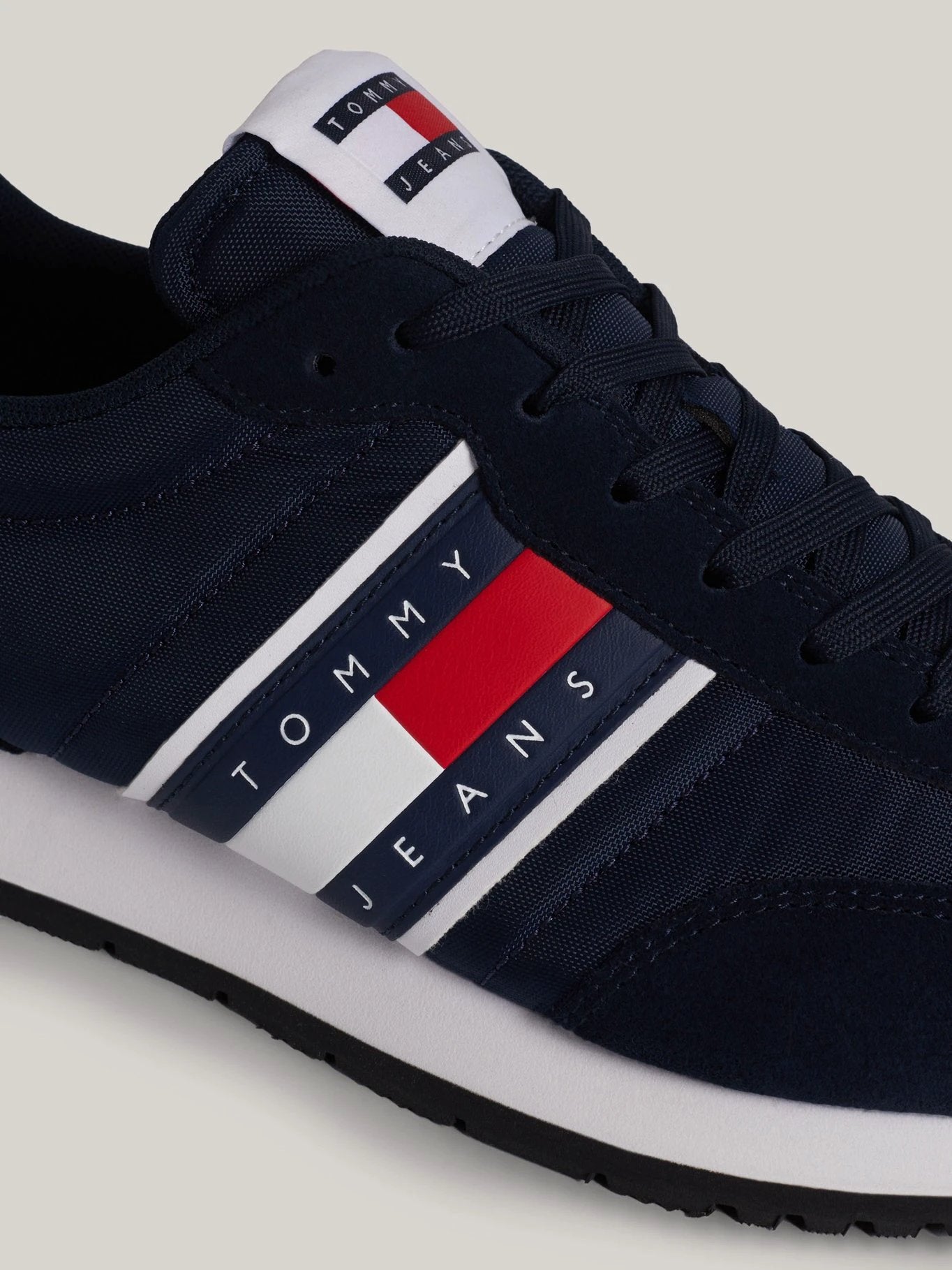 Tenis Tommy Hilfiger Para Caballeros by Tommy Hilfiger