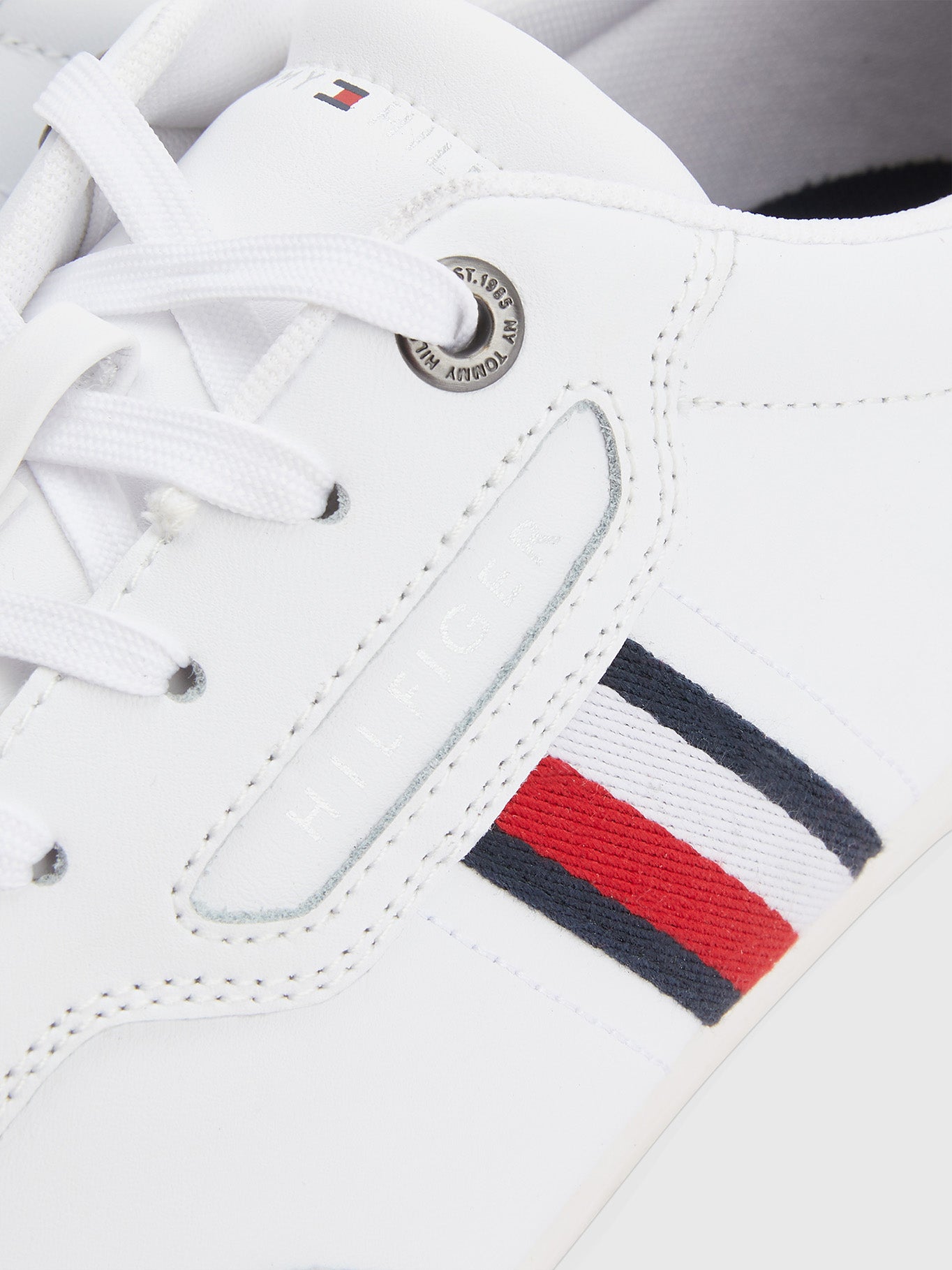 Tenis Tommy Hilfiger Para Caballeros by Tommy Hilfiger