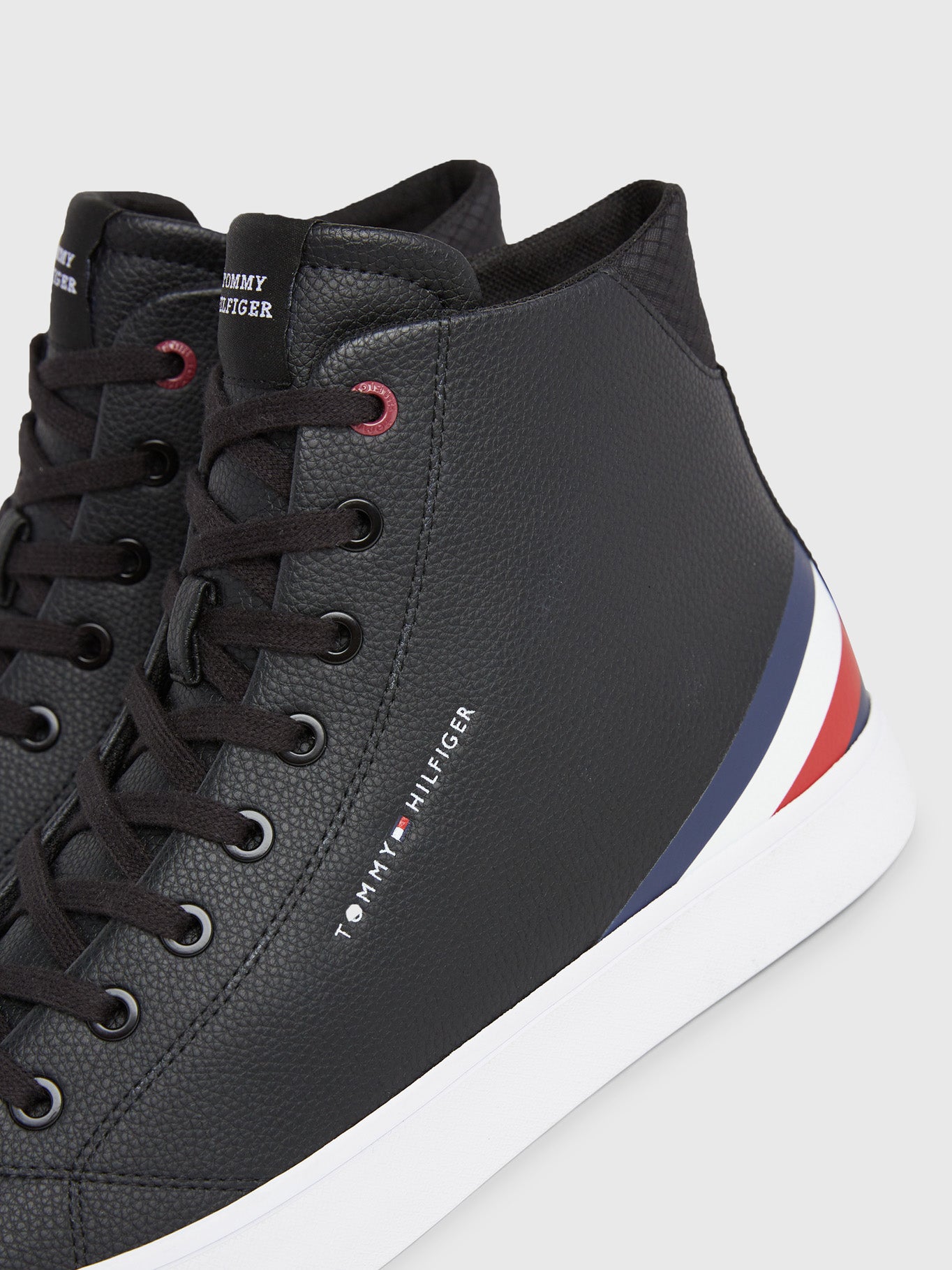 Tenis Tommy Hilfiger Para Caballeros by Tommy Hilfiger