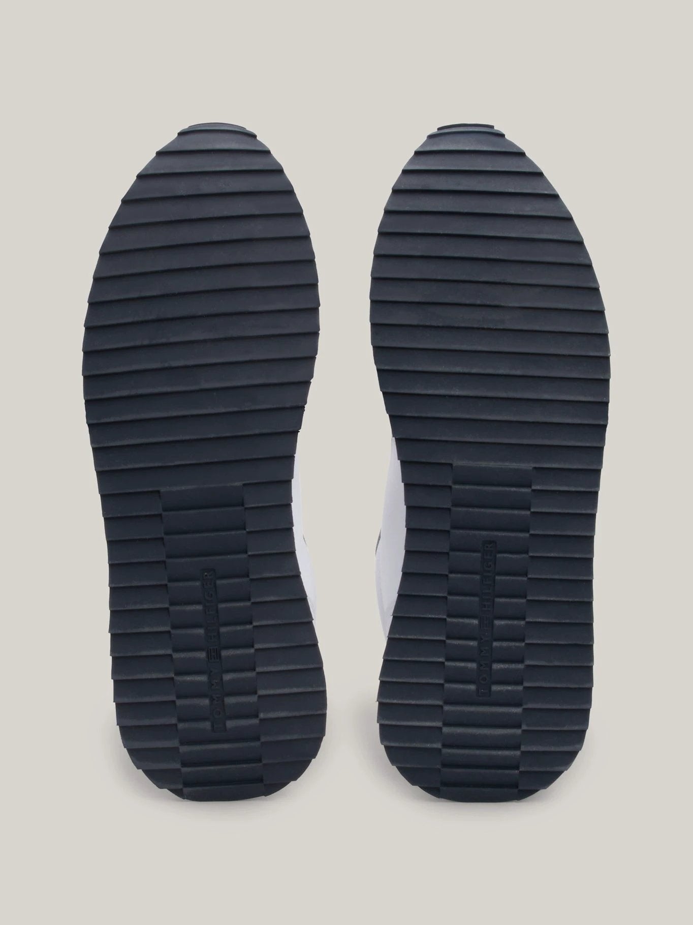 Tenis Tommy Hilfiger Para Caballeros by Tommy Hilfiger