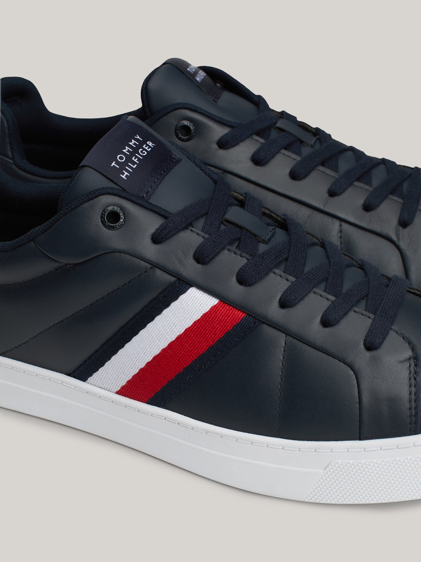Tenis Tommy Hilfiger Para Caballeros by Tommy Hilfiger