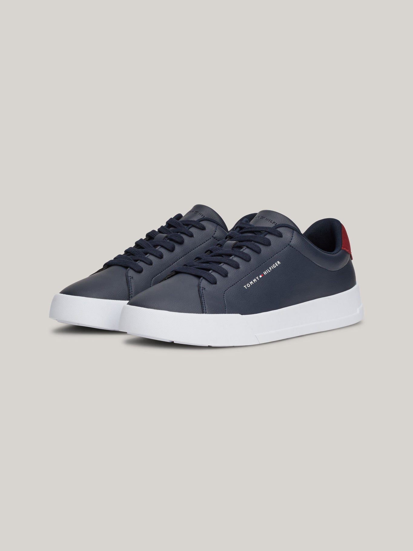 Tenis Tommy Hilfiger Para Caballeros by Tommy Hilfiger