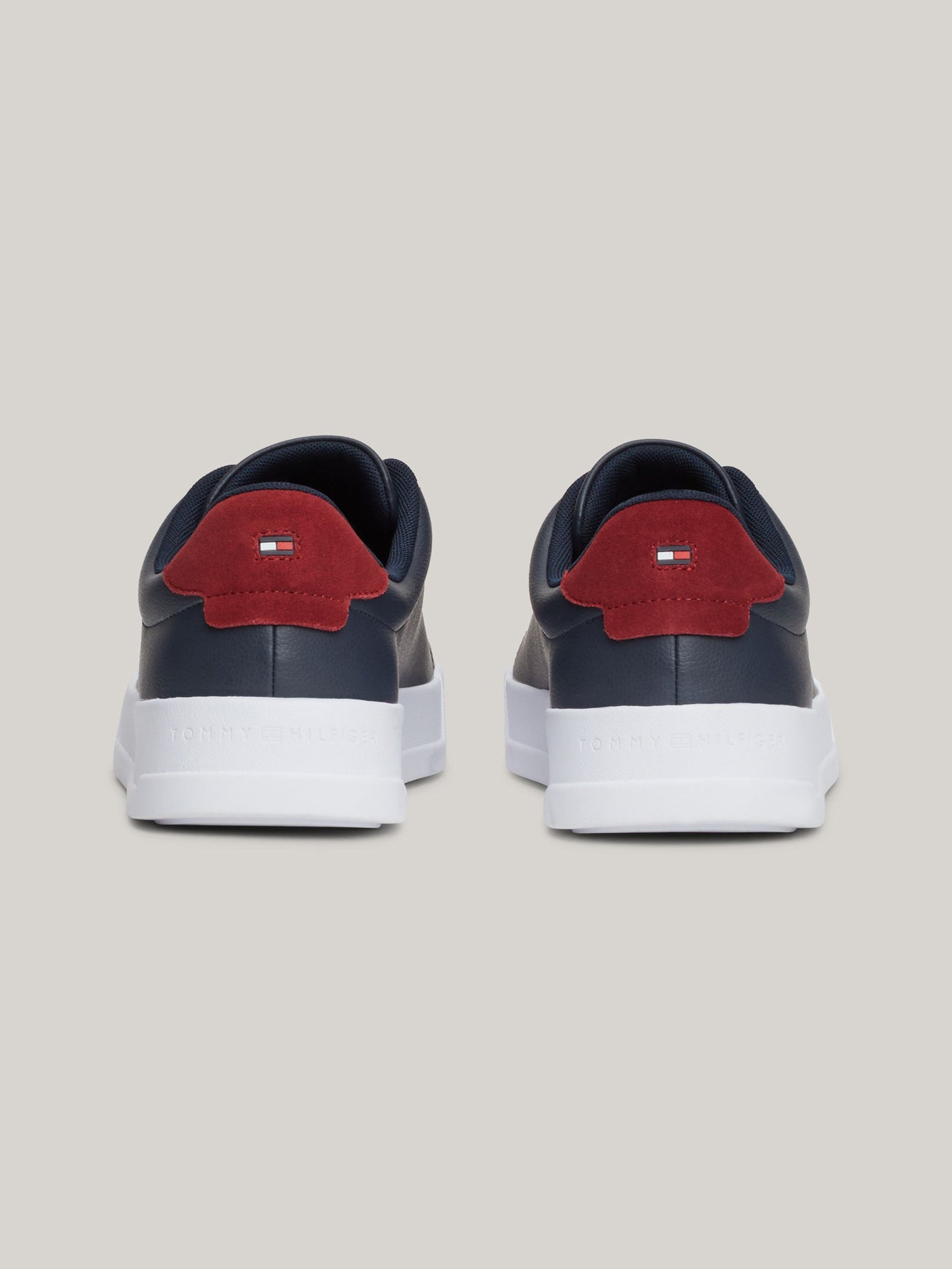 Tenis Tommy Hilfiger Para Caballeros by Tommy Hilfiger
