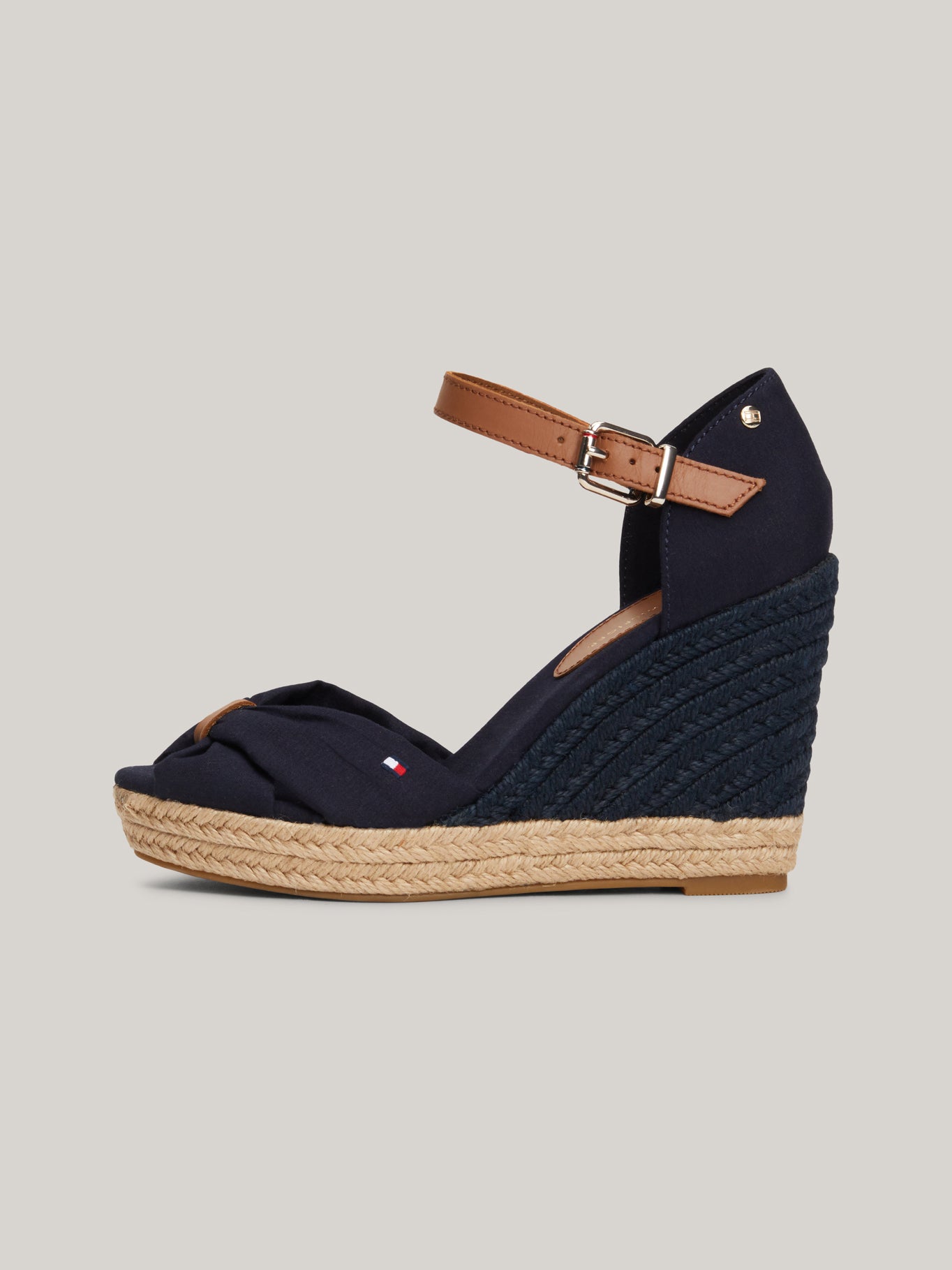 Sandalias Tommy Hilfiger P/ Damas by Tommy Hilfiger