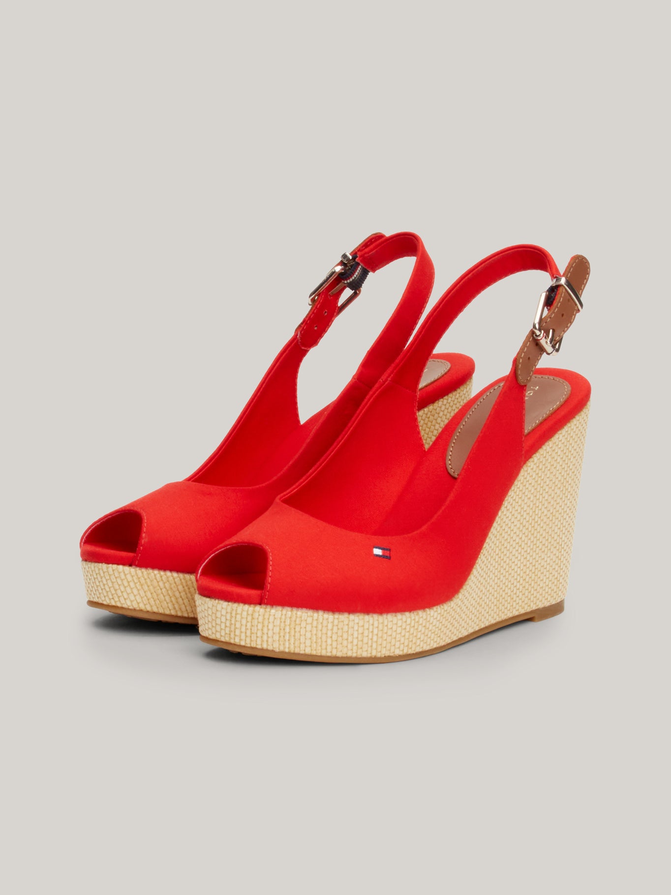 Sandalias Tommy Hilfiger P/ Damas by Tommy Hilfiger