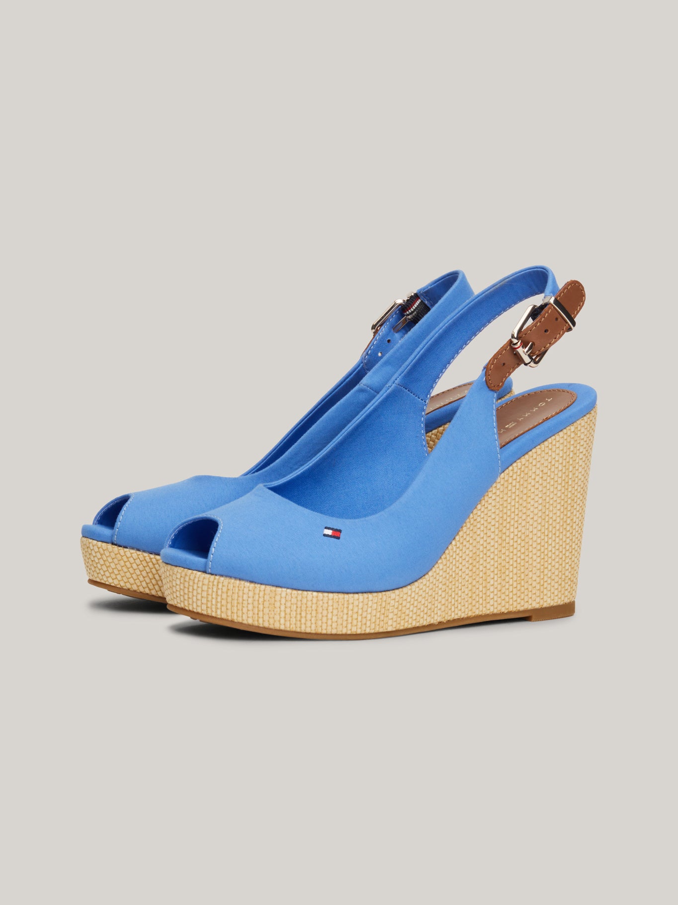 Sandalias Tommy Hilfiger P/ Damas by Tommy Hilfiger
