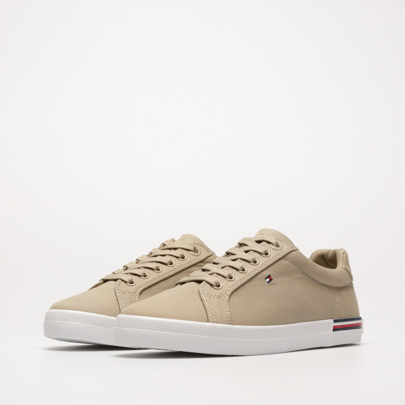 Tenis Tommy Hilfiger Para Damas by Tommy Hilfiger