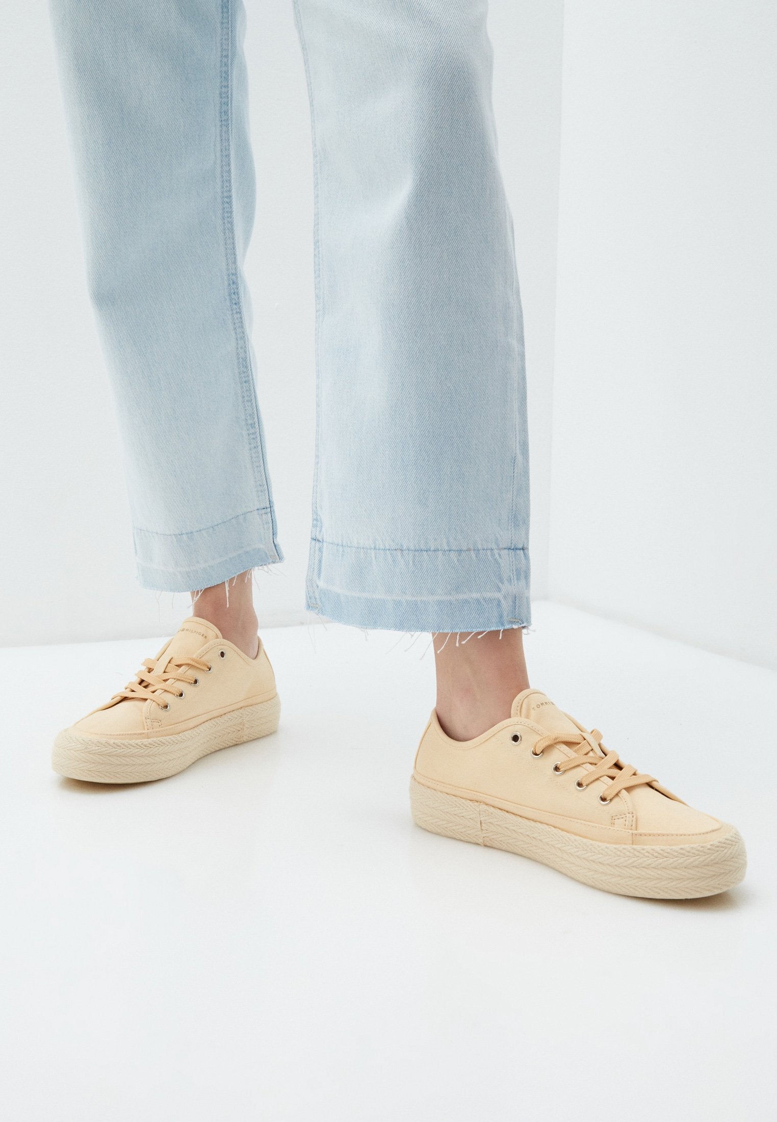 Tenis Tommy Hilfiger Para Damas by Tommy Hilfiger