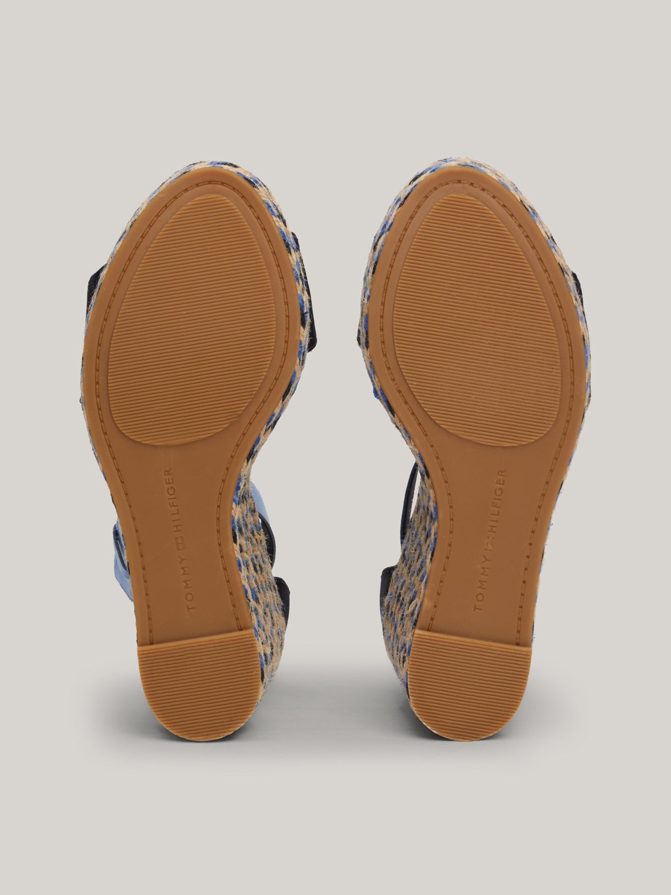 Sandalias Tommy Hilfiger P/ Damas by Tommy Hilfiger