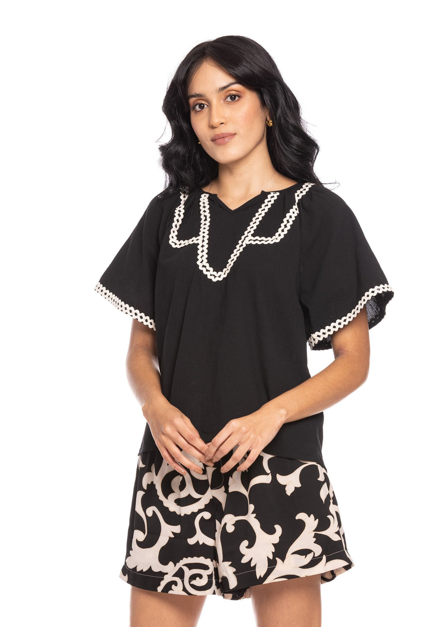 Blusa Essencia Mangas Cortas Liso Encaje para Damas