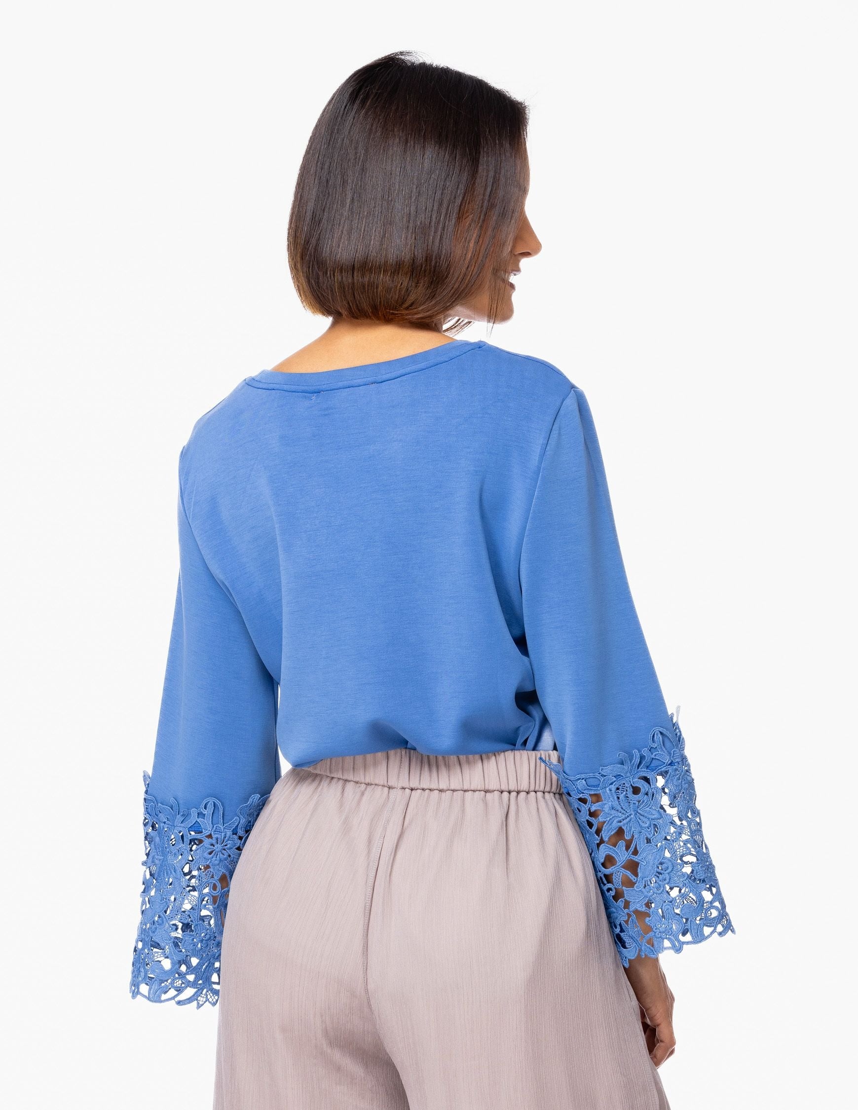 Blusa Essencia Mangas 3/4 Lisa Encaje Para Damas by Essencia