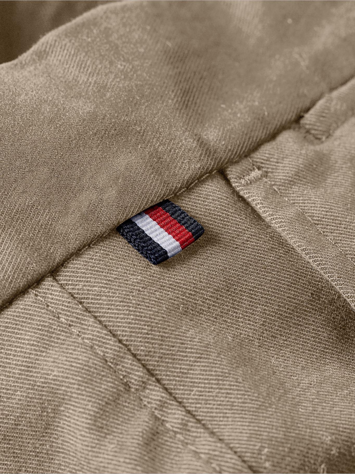 Pantalón Corto Tommy Hilfiger Casual Para Caballeros by Tommy Hilfiger