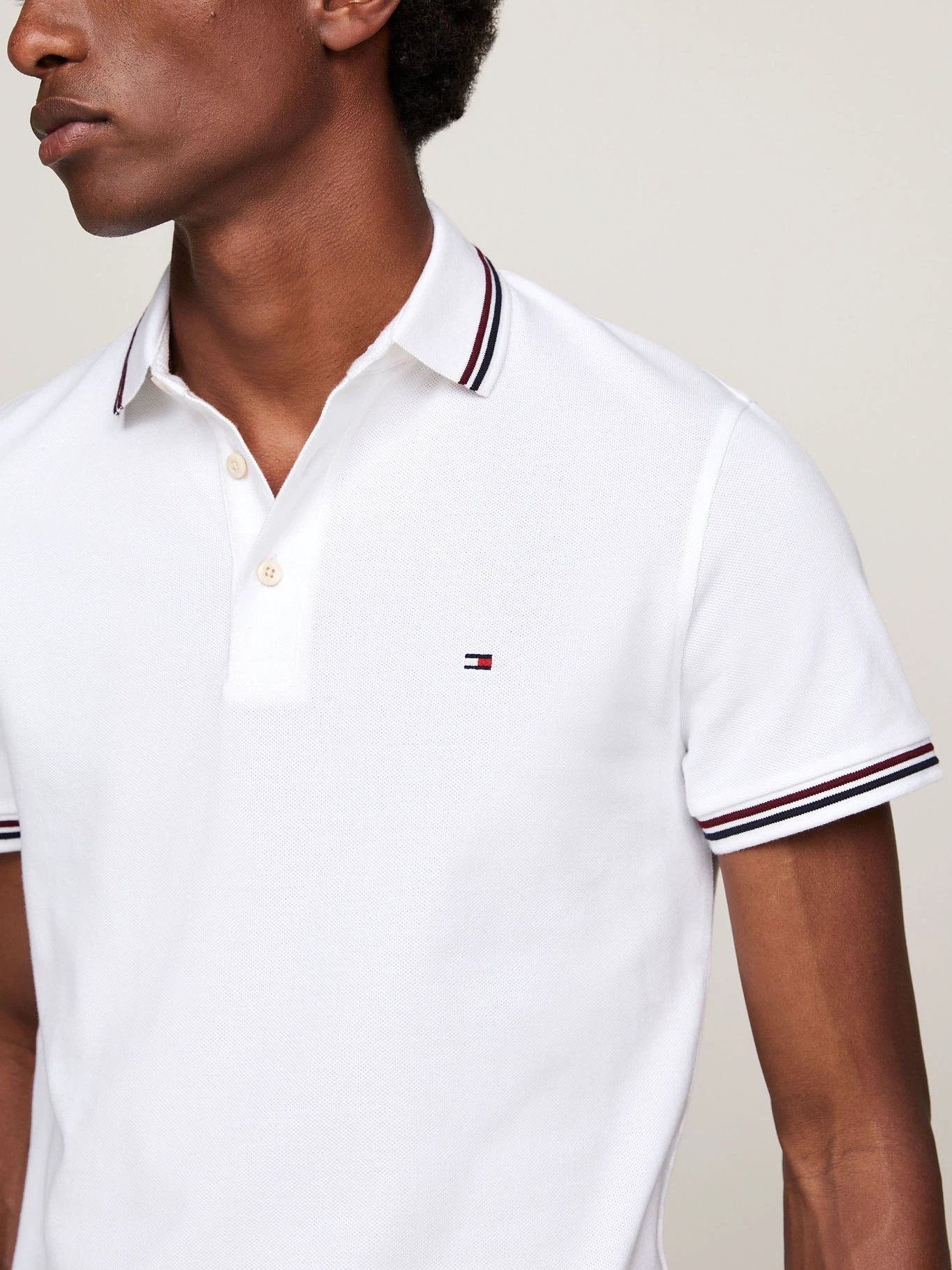 PoloShirt Tommy Hilfiger Mangas Cortas Liso P/ Caballeros by Tommy Hilfiger
