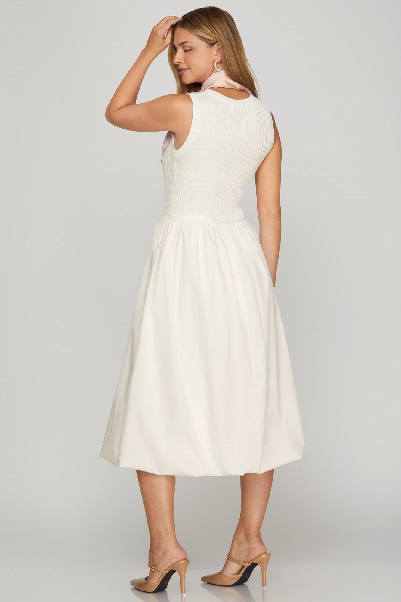 Vestido She + Sky sin Mangas Liso para Damas – vista 3
