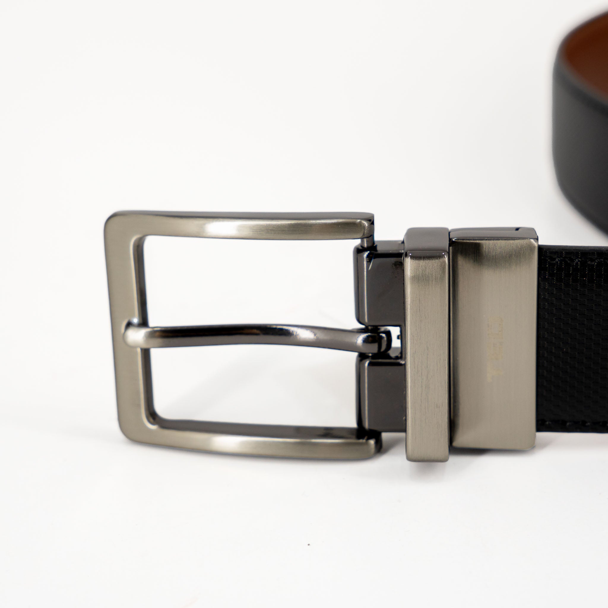 Correa Ted Lapidus Reversible para Caballeros – vista 2