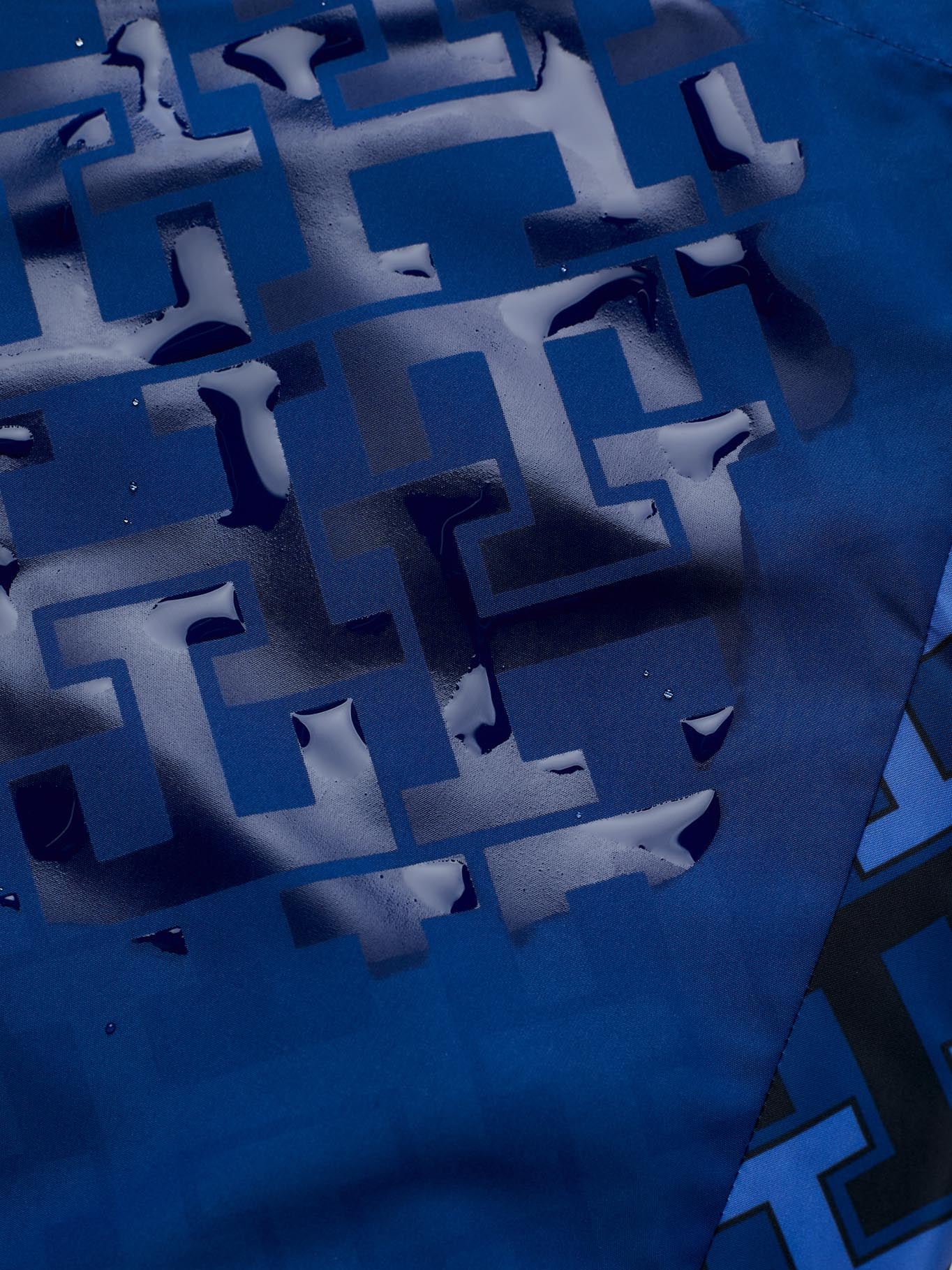 Traje de Baño Tommy Hilfiger Para Caballeros by Tommy Hilfiger