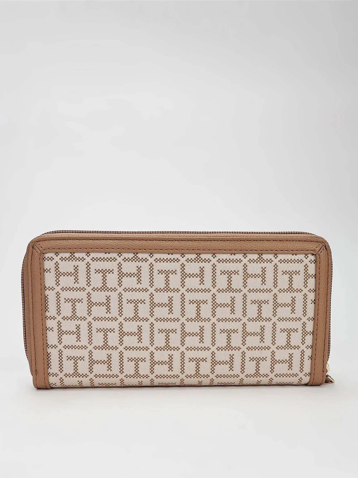 Monedero Tommy Hilfiger Para Damas by Tommy Hilfiger