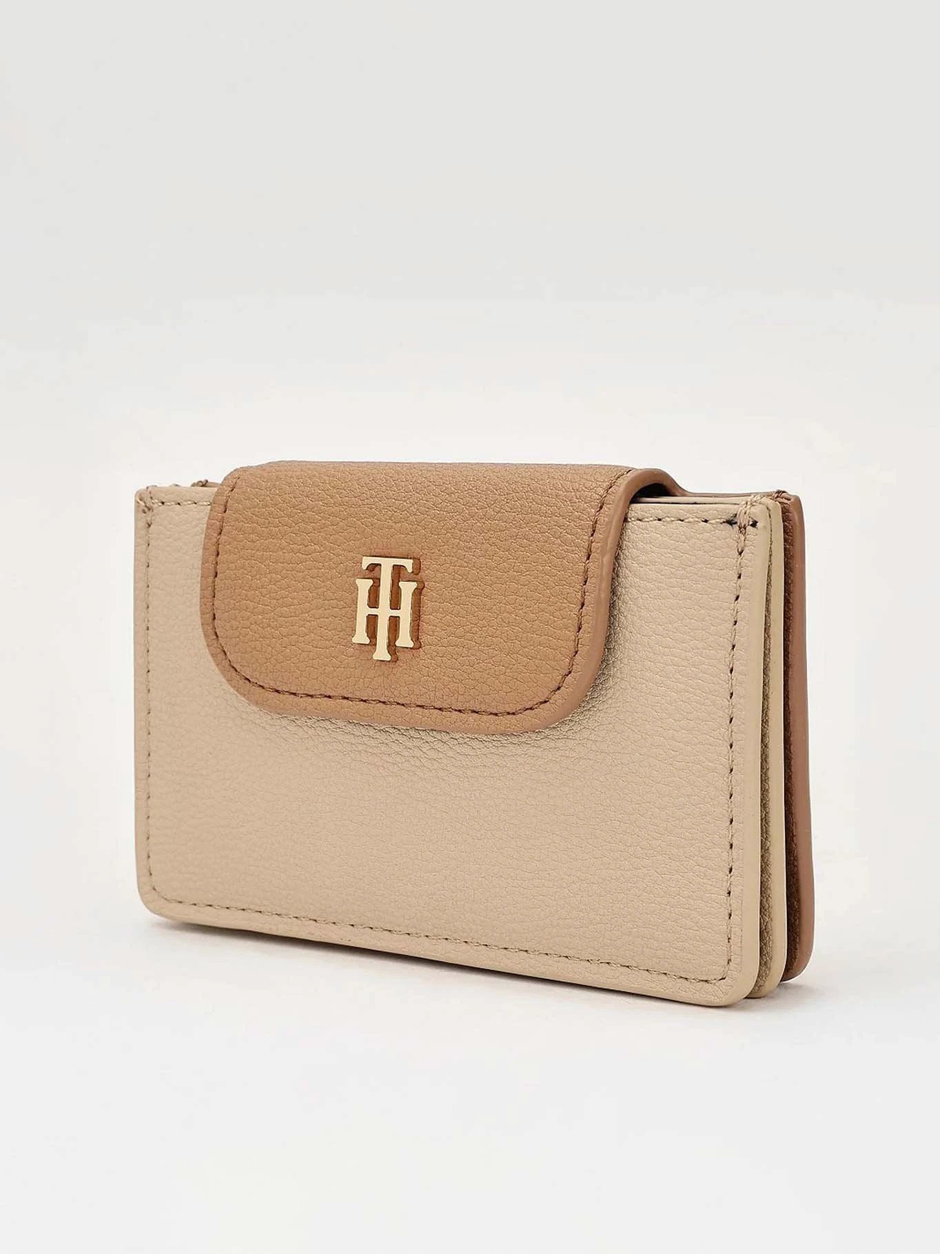 Monedero Tommy Hilfiger Para Damas by Tommy Hilfiger