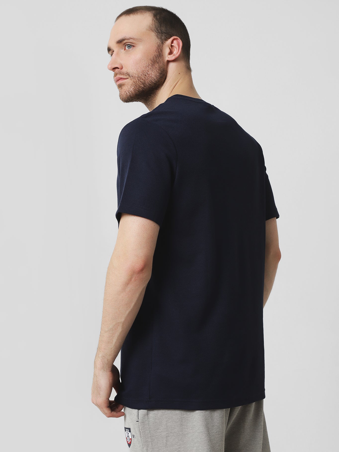 camiseta-tommy-hilfiger-manga-corta-liso-p-caballe-2