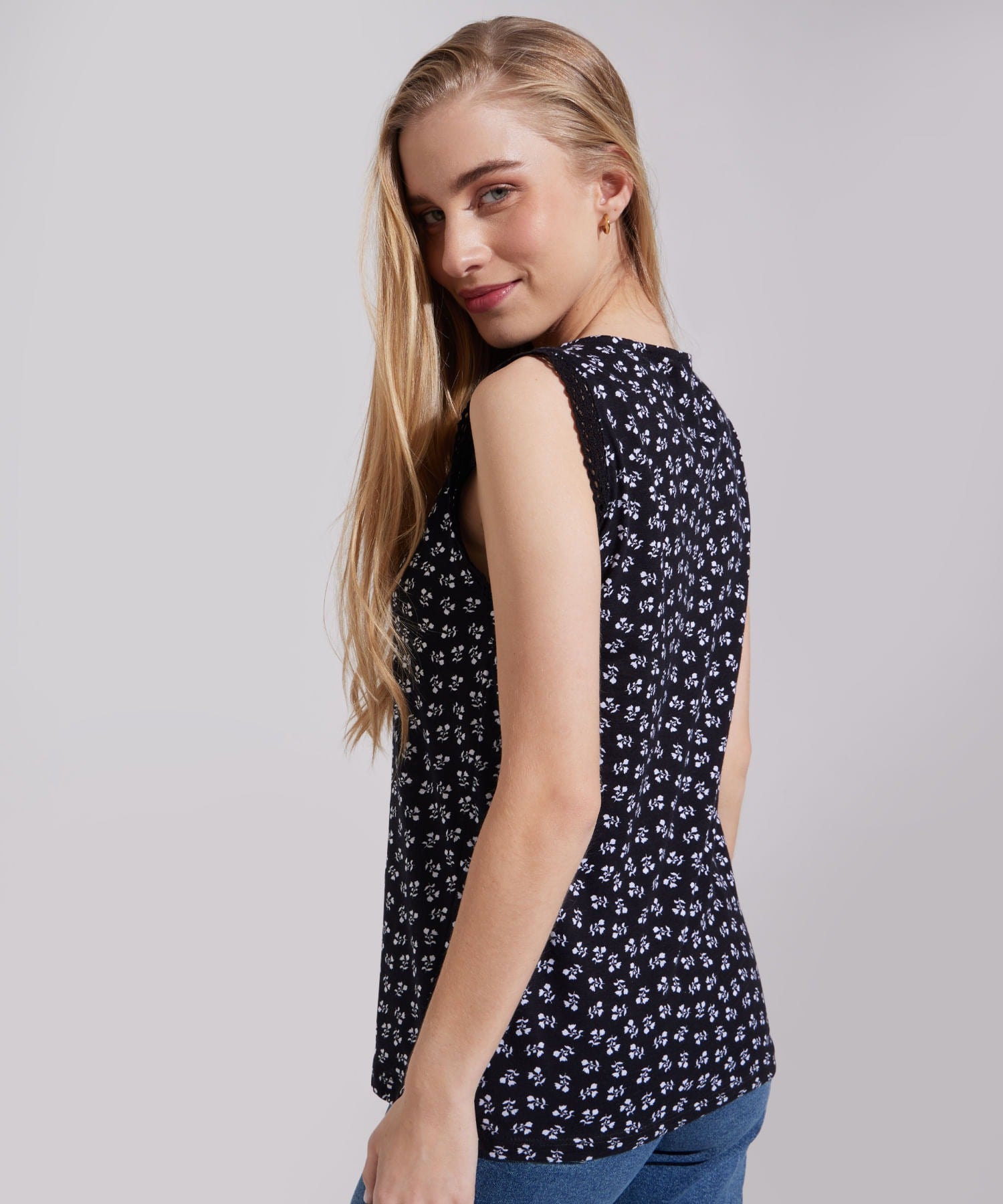 blusa-pat-primo-estampada-cuello-v-p-damas-2