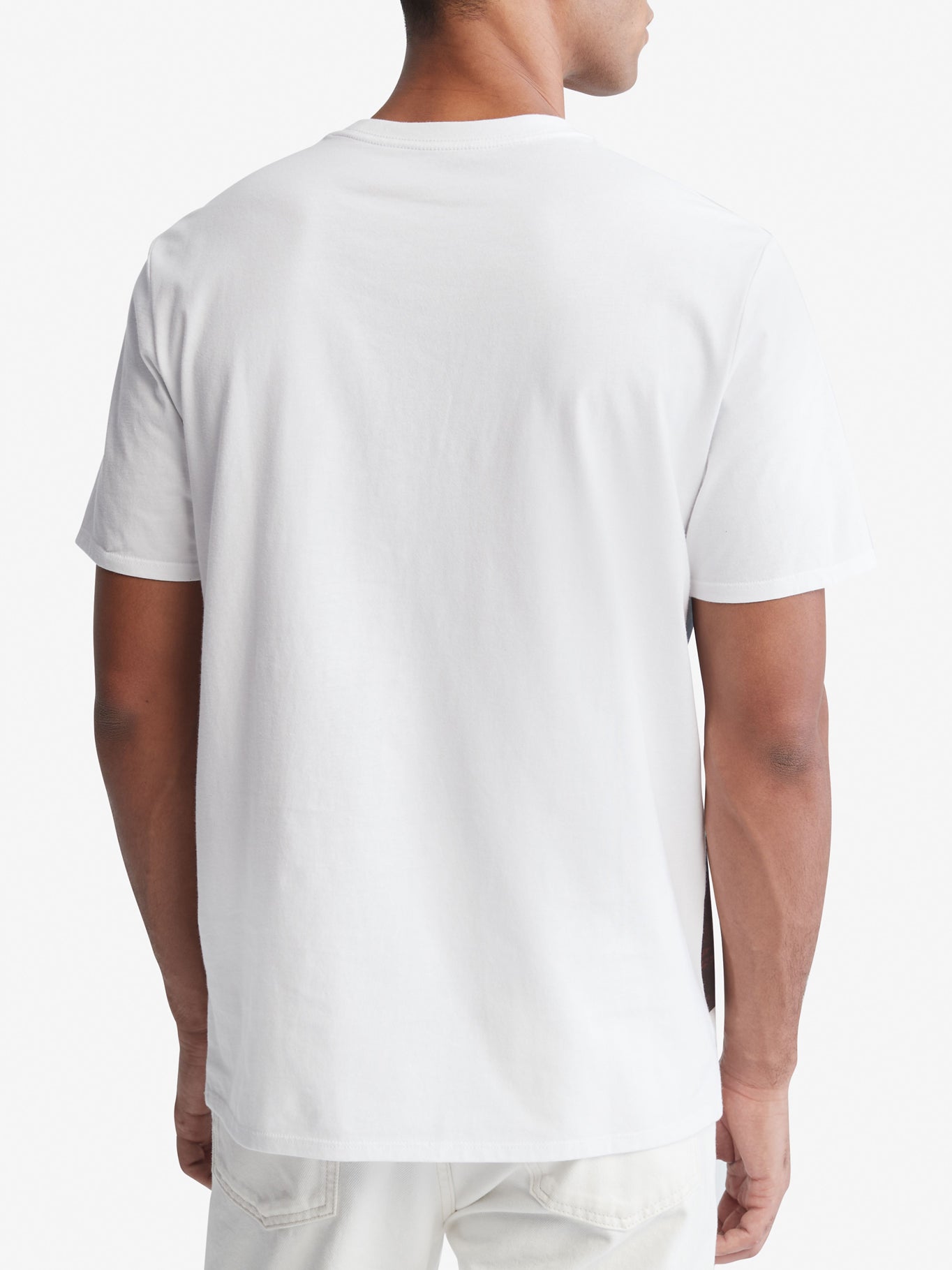 camiseta-calvin-klein-manga-corta-estampada-p-cab-4