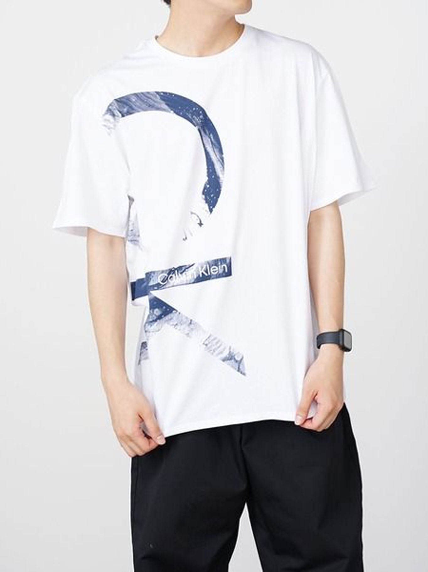 camiseta-calvin-klein-manga-corta-estampada-p-cab-1