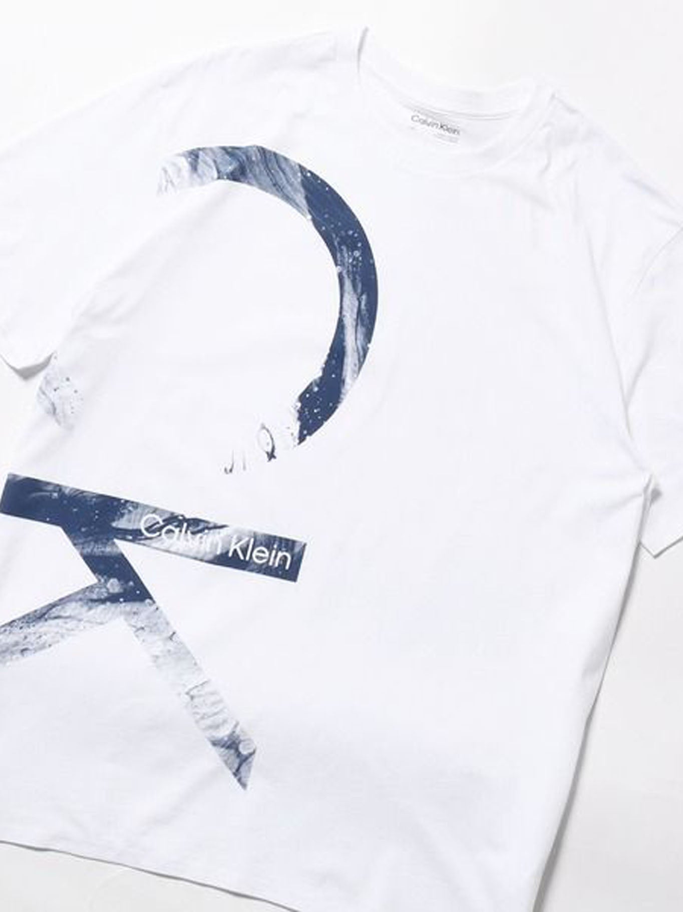 camiseta-calvin-klein-manga-corta-estampada-p-cab-1