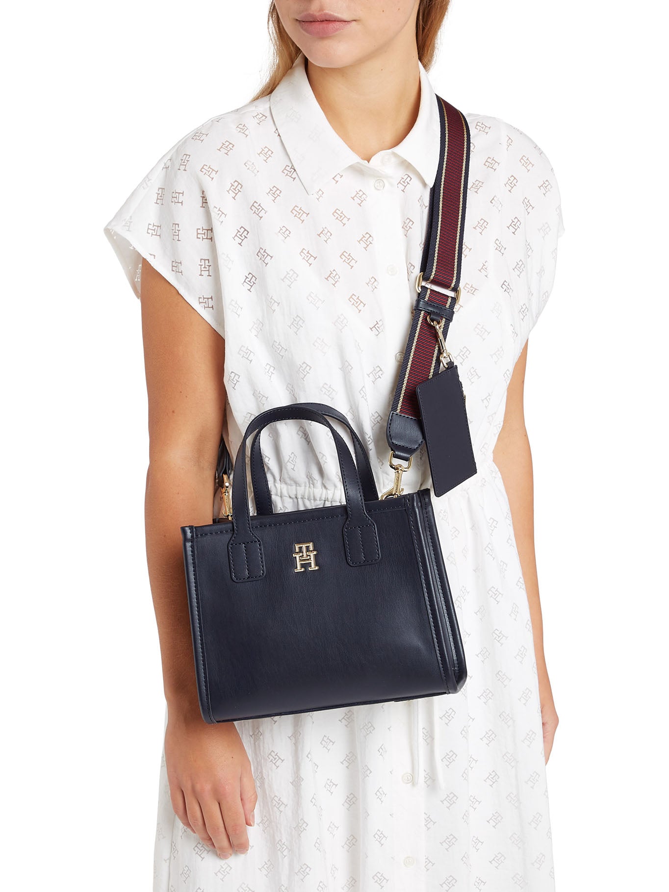 cartera-tommy-hilfiger-p-damas-13