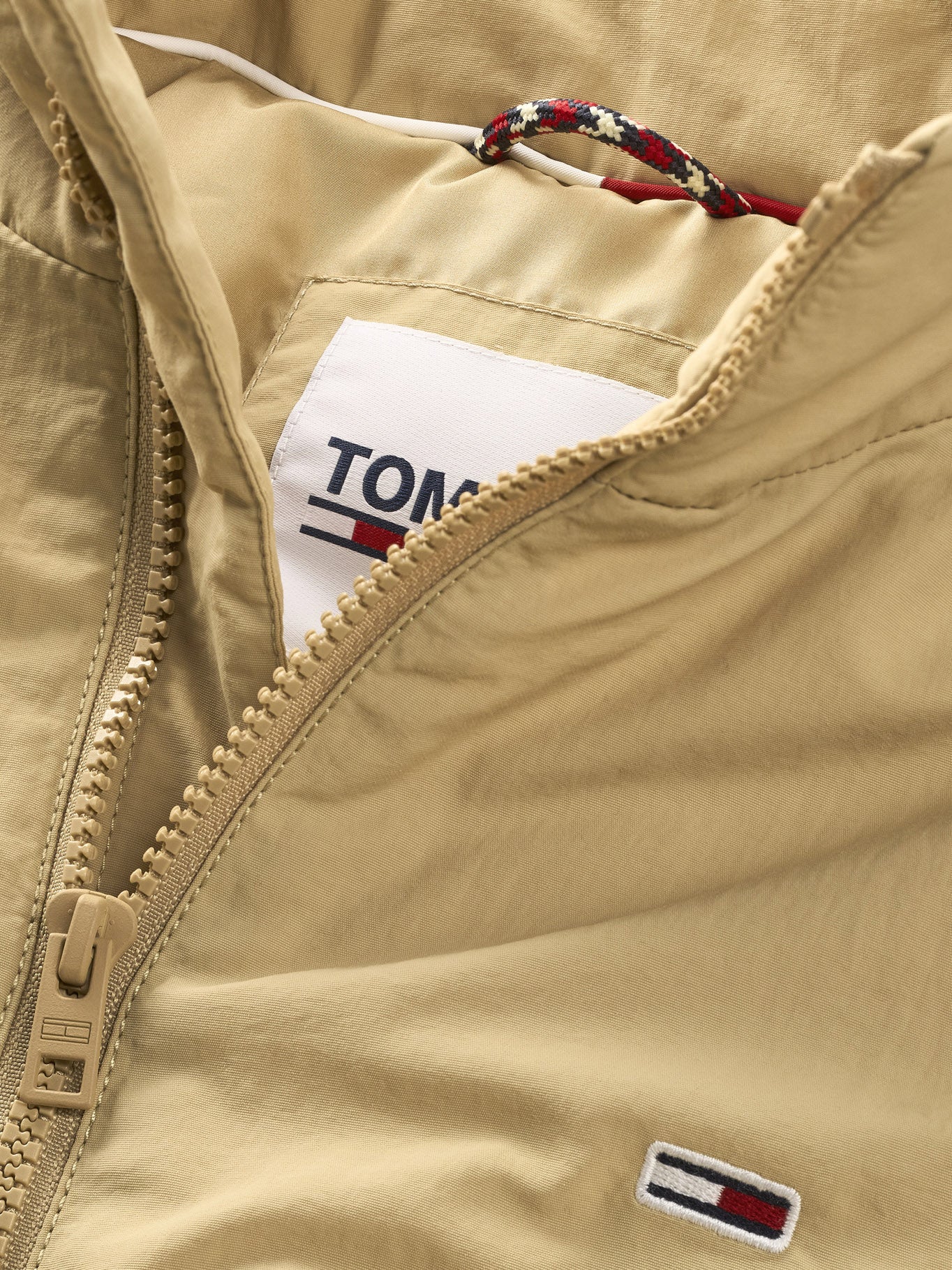 jacket-tommy-jeans-mangas-largas-liso-p-caballero-1