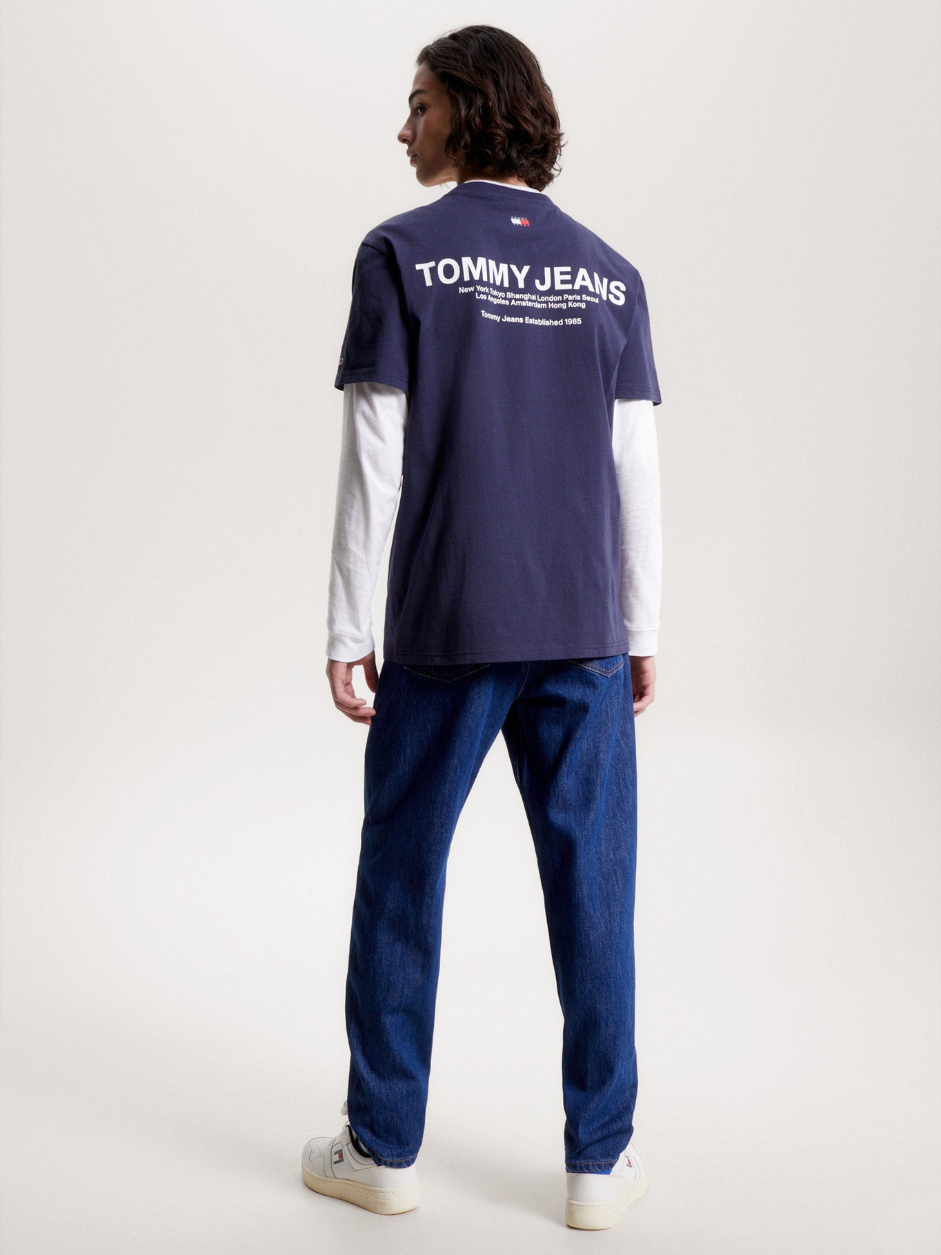 camiseta-tommy-jeans-manga-corta-liso-p-caballero-3