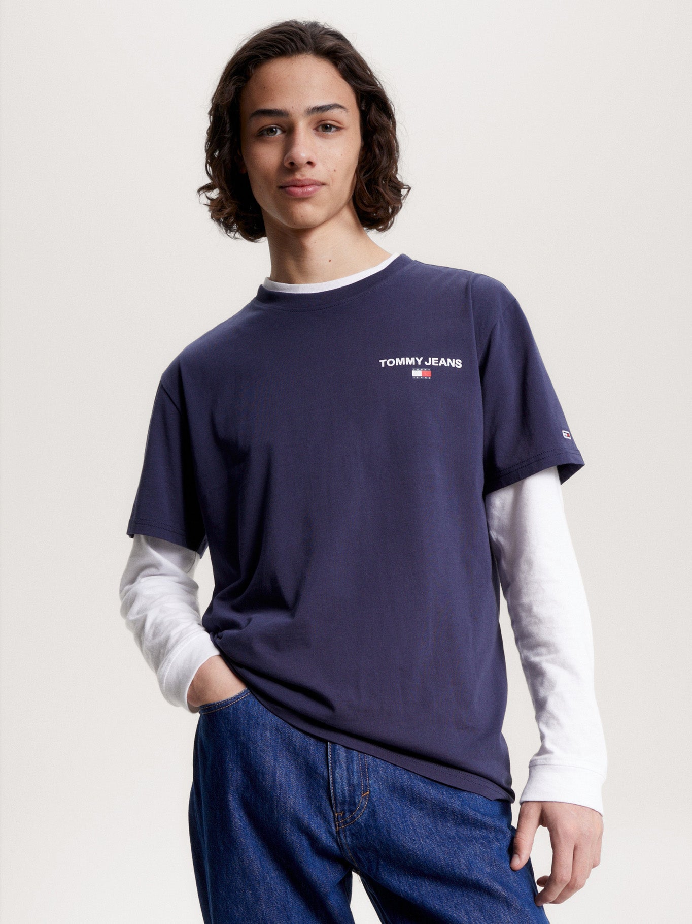 camiseta-tommy-jeans-manga-corta-liso-p-caballero-3