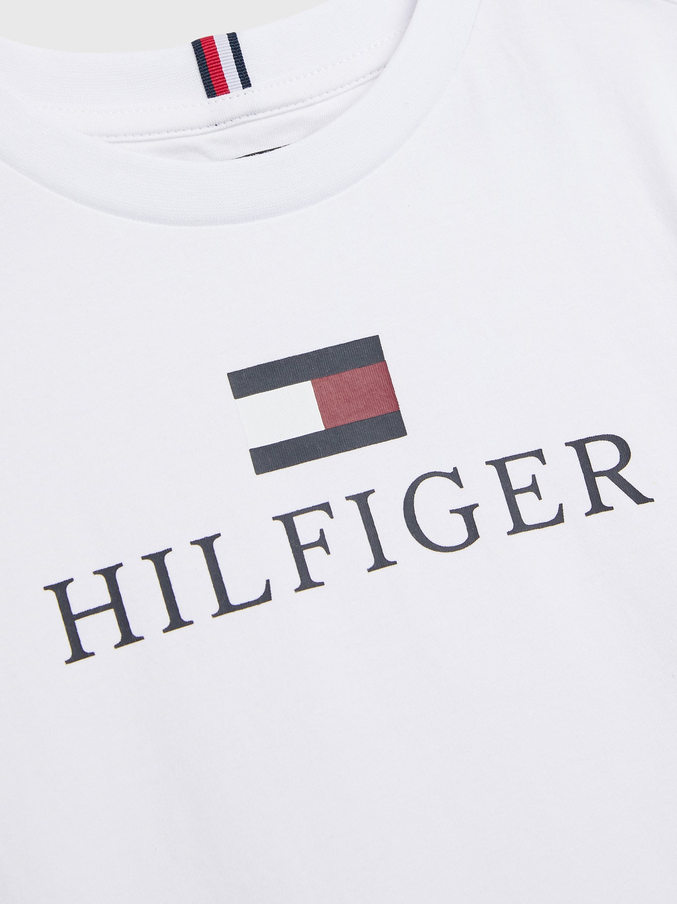 camiseta-tommy-hilfiger-manga-corta-liso-p-ninos