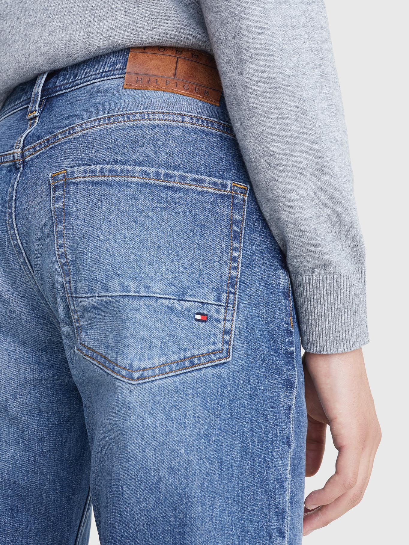 pantalon-jeans-tommy-hilfiger-p-caballeros-2